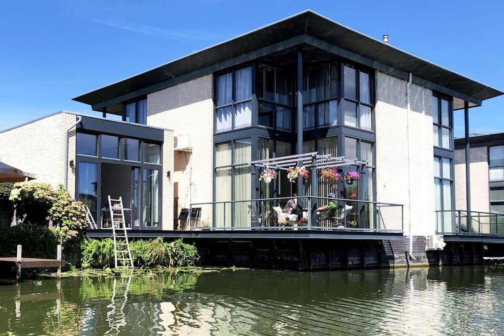 Prachtig Guesthouse Aan Het Water Almere Exterior foto